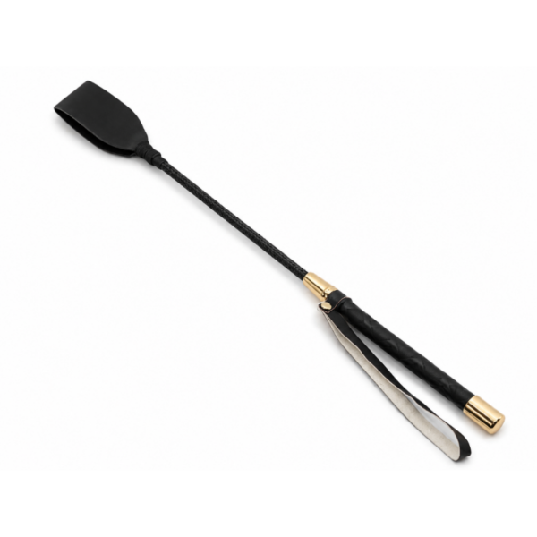 Black whip without tassels